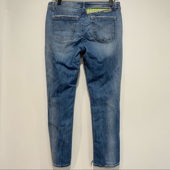 Democracy Ankle Step Straight Leg Jeans Size 4 - Picture 6 of 7